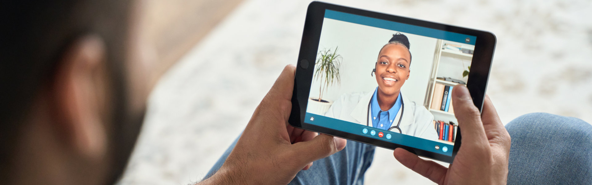 Online virtual telemedicine health care concept